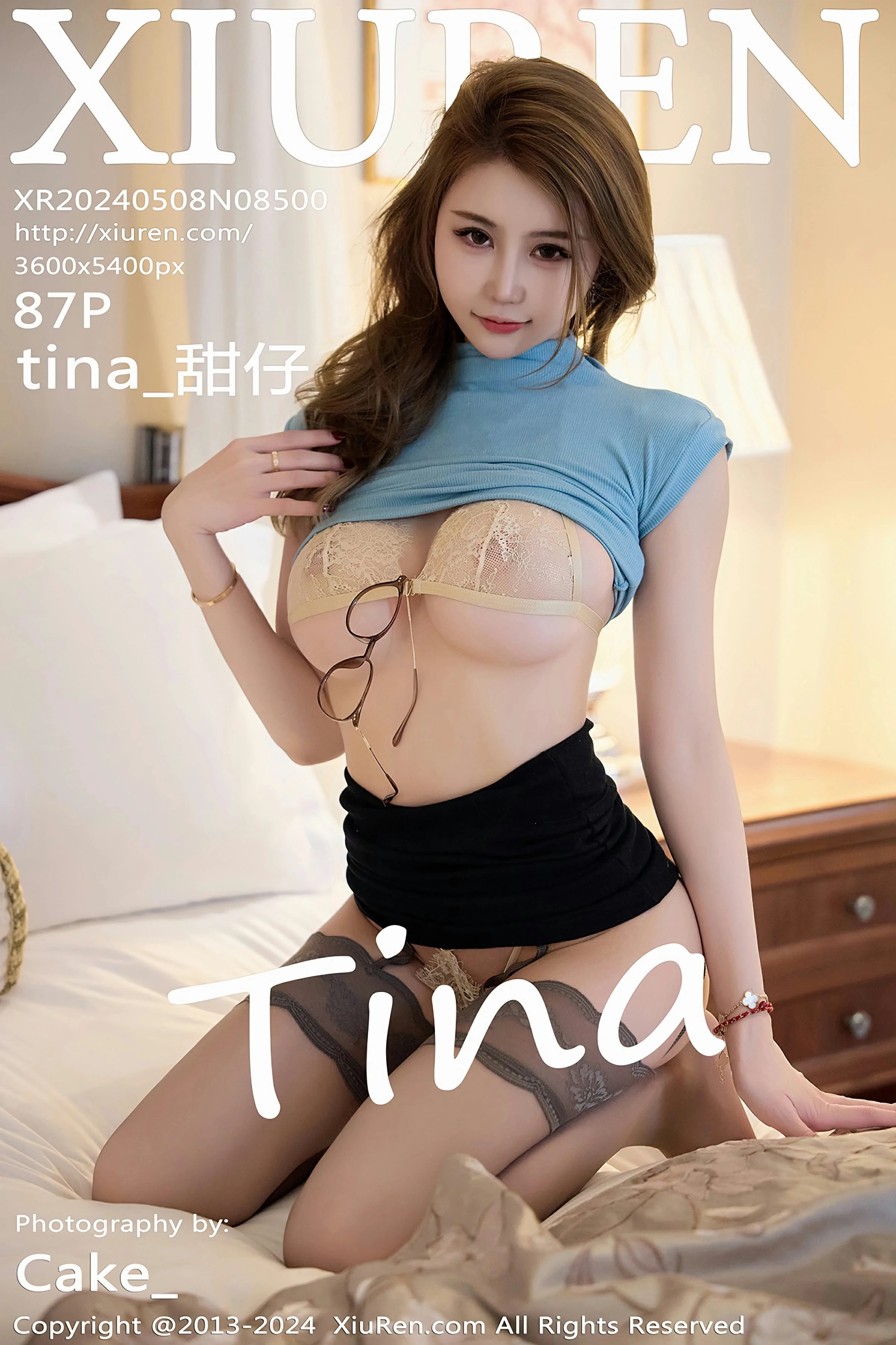 [XiuRen秀人网] 2024.05.08 No.8500 tina_甜仔 性感蓝色上衣搭 灰色丝袜 日本旅拍写真 [87+1P]