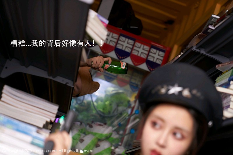 嫩模林子欣Freya心愿旅拍女特务剧情性感服饰配黑丝袜诱惑写真