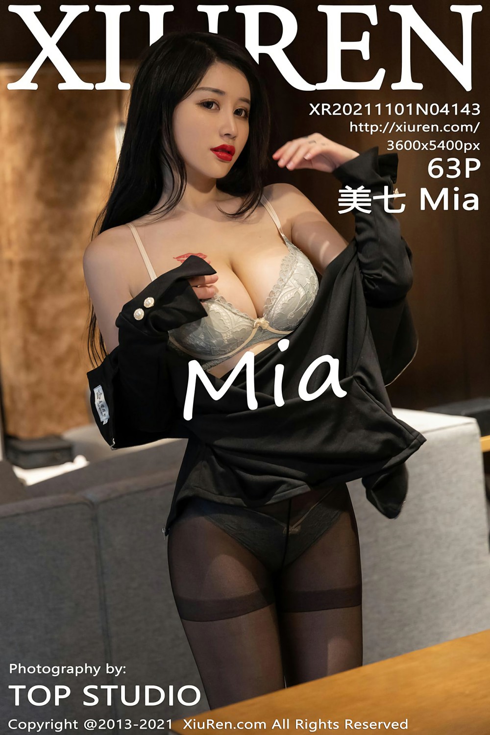 [XiuRen秀人网] 2021.11.01 No.4143 美七 Mia 黑丝OL 性感写真 [63+1P]