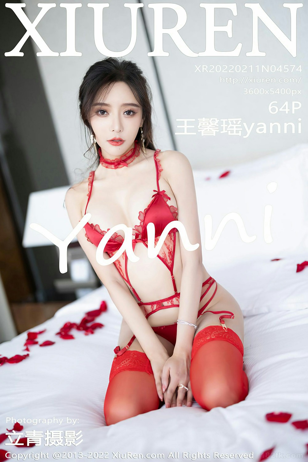 [XiuRen秀人网] 2022.02.11 No.4574 王馨瑶yanni 红色内衣搭配红色丝袜 性感写真 [64+1P]