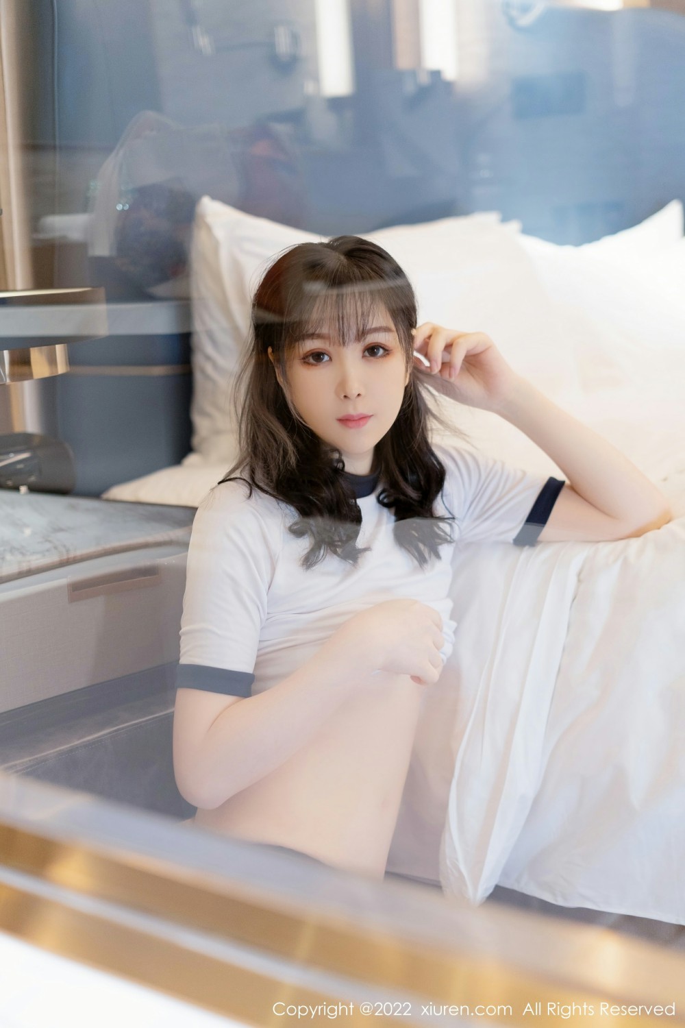 [XiuRen秀人网] 2022.03.08 No.4684 杨倩倩 性感身材 新人首套写真 [44+1P]