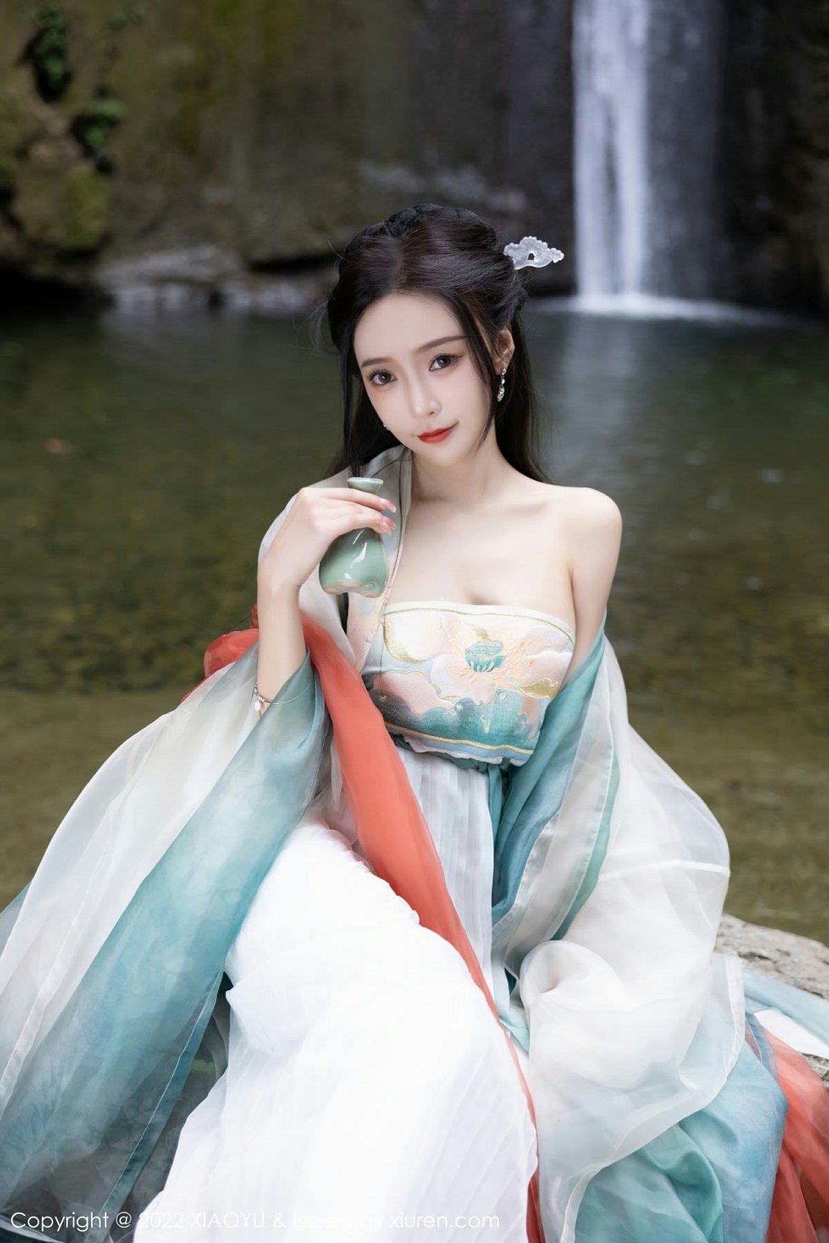 [XIAOYU语画界] 2022.10.25 VOL.889 王馨瑶yanni 性感浅色古装服饰 杭州旅拍写真 [92+1P]